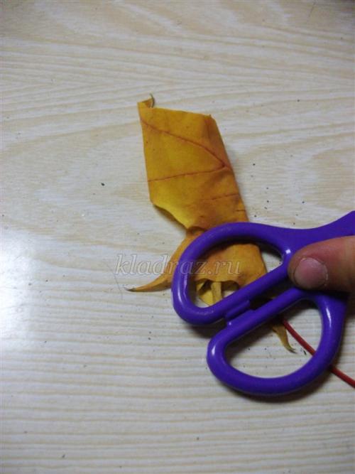 Что такое розы из кленовых листьев