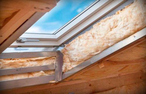 Как оконные откосы из сэндвич-панелей могут улучшить теплоизоляцию дома. Пошаговая инструкция монтажных работ в зависимости от материала