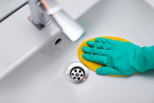 Какие подручные средства можно использовать для чистки ванны и раковины. Общие рекомендации по уходу: снижаем риски образования налета и ржавчины