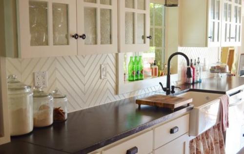 Фартук для кухни своими руками из подручных материалов. Кухонные фартуки своими руками из подручных материалов: делаем из ткани по фото