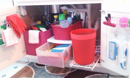 Какие лайфхаки помогут сэкономить место под раковиной. Ден.  Пространство под раковиной.