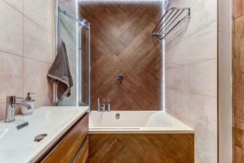 Как контролировать процесс ремонта, если я не нахожусь в Москве. УДАЛЕННЫЙ ремонт квартиры без хлопот