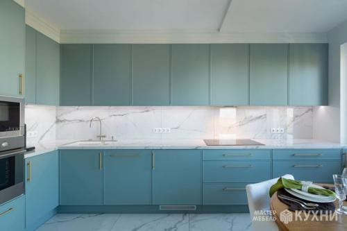 Как сочетать материалы на кухне: фасады для идеального интерьера 05