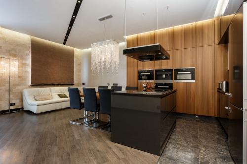 Как выбрать идеальное сочетание: кухонный гарнитур и цвет стен 13 Как выбрать идеальное сочетание: кухонный гарнитур и цвет стен 13