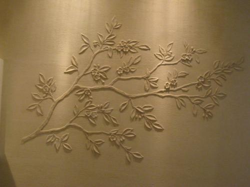 Рисунки на стене в квартире своими руками: красивые идеи оформления (58 фото)