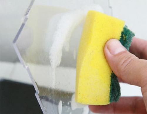 Как почистить оргстекло в домашних условиях. Чем мыть оргстекло?