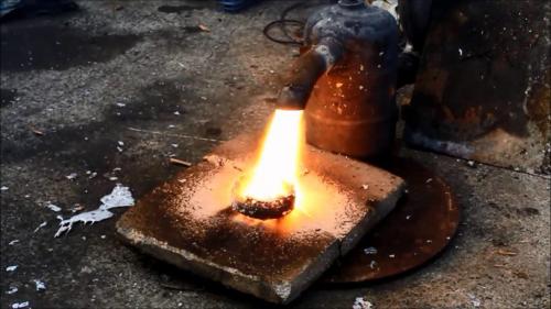 Как расплавить медь в домашних условиях до жидкого состояния. Плавка меди в домашних условиях: температура плавки и способы