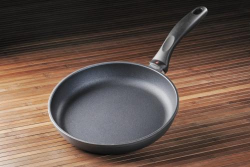 Антипригарная краска для сковородок. Как самостоятельно восстановить антипригарное покрытие сковороды