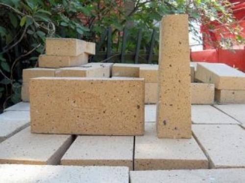 Легковесный шамотный кирпич шл. Что это такое?