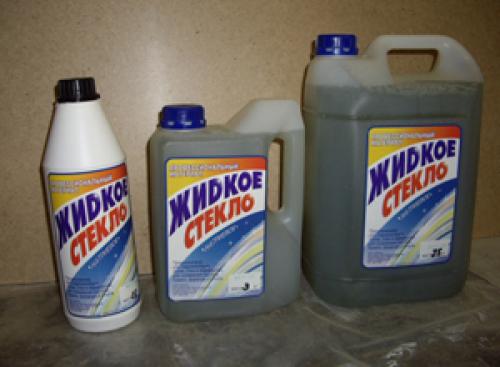 Чем растворить жидкое стекло. Подготовка силикатного раствора – инструменты и расходные материалы