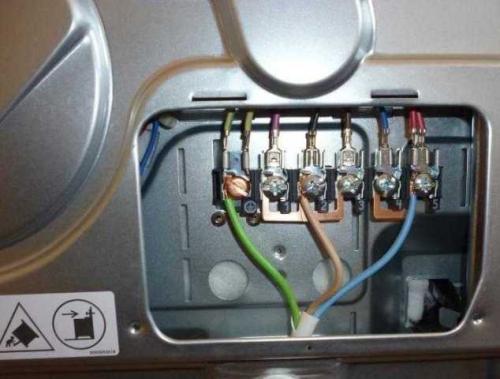 Как подключить электроплиту к автомату. Как подключить электрический духовой шкаф и варочную поверхность (электроплиту)