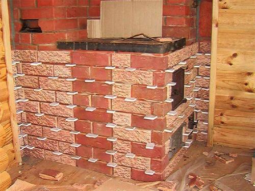 На какой раствор кладут кирпич вокруг металлической печи. Как обложить железную печь кирпичом в бане: необходимость или декорирование?
