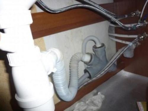 Лучшие сифоны для стиральной машины. Для чего это устройство? 09