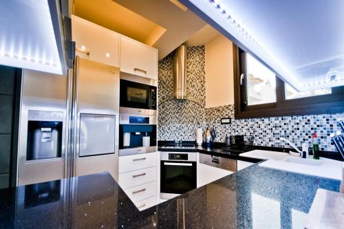 В стиральной и посудомоечной машинах. Подключение стиральной машины к канализации 25