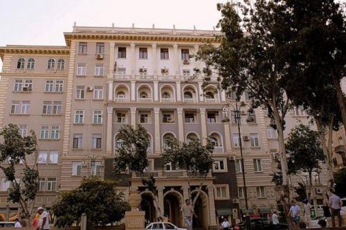 Какие особенности архитектуры серии типовых домов. «Сталинки»