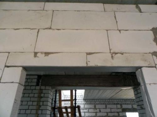 Прочность перегородки из пеноблоков. Размеры пеноблоков для перегородок: какими бывают и как выбирать