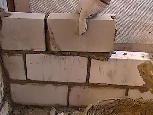 Кладка кирпича на ребро при строительстве дома