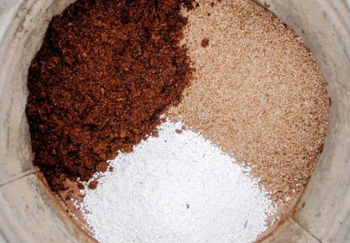 Перлит и вермикулит пропорции. Как сделать грунт для рассады — состав и пропорции