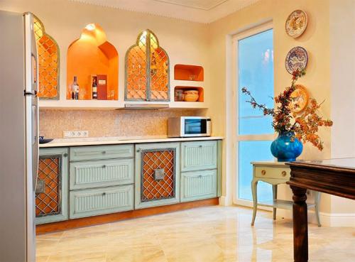 Как можно создать марокканский стиль в кухне без больших затрат. Немного солнечной экзотики в квартире или доме. Способы отделки и декорирования кухни в марокканском стиле
