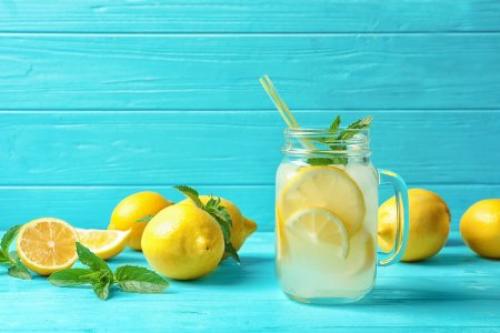 Как правильно подавать блюда с чесноком и красным вином, чтобы они выглядели вкусно и аппетитно. 20 оригинальных закусок к вину в домашних условиях