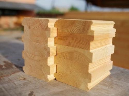 Дом из клееного бруса для жизни. Другие достоинства клееного бруса 08