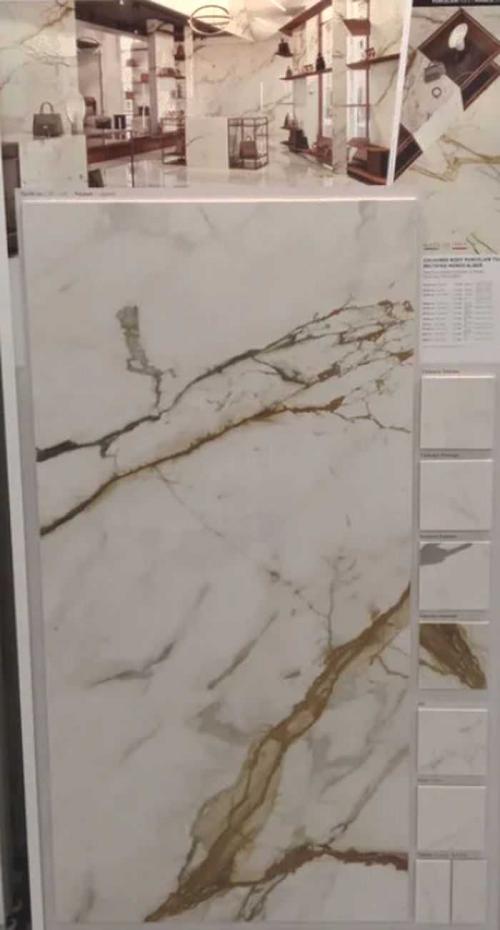 Фартук из керамогранита под мрамор. Широкоформатный керамогранит