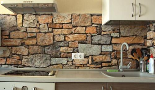 Искусственный камень на кухне на стене. Особенности использования декоративного камня в интерьере кухни