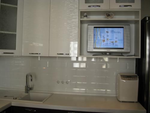 Как выбрать фартук для кухни: практические советы, фото примеры