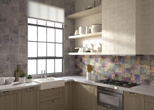 Пол и фартук из одной плитки. В чем отличие керамической плитки от керамогранита