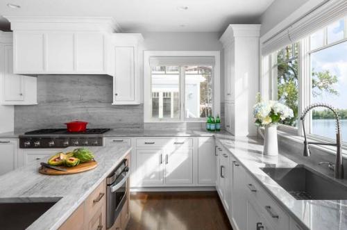 Угловые кухни 2022. Угловая кухня — особенности и тренды 2022 года