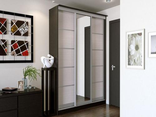 Бюджетный ремонт прихожей своими руками. Бюджетный ремонт в прихожей [5 хитрых приемов]