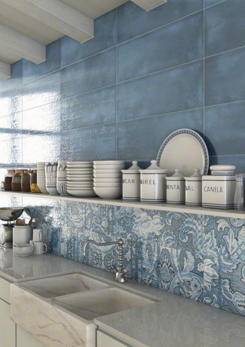 Стильный мраморный фартук на кухню из плитки. Фартук на кухне из мрамора. Какие конкретно решения заслуживают вашего внимания? 20