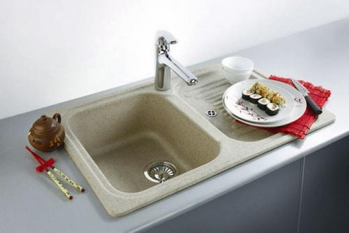 Дерево и мрамор на кухне. Мойка